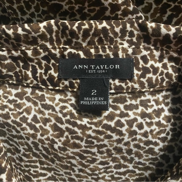 Ann Taylor Brown Cheetah Print Popover Long Sleeve Top - Picture 5 of 6